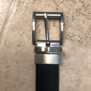 Reversible dress belt